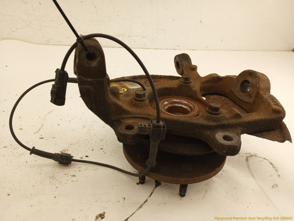 Hummer H3 Pair Of Front Spindle Knuckle Hubs