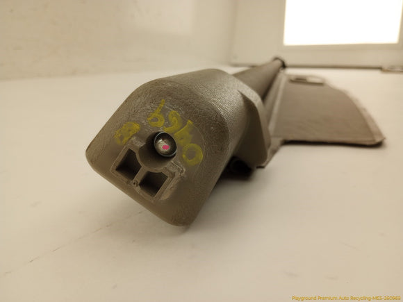 Volvo XC70 Retractable Rear Cargo Cover