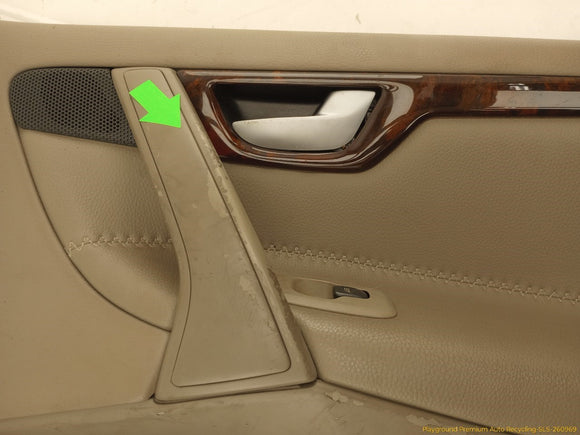 Volvo XC70 Passenger Right Front Door Trim