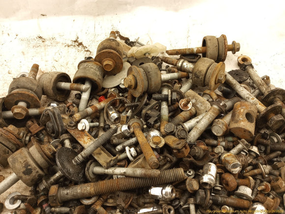 Hummer H3 Dismantling Hardware Fasteners Bolts & Nuts