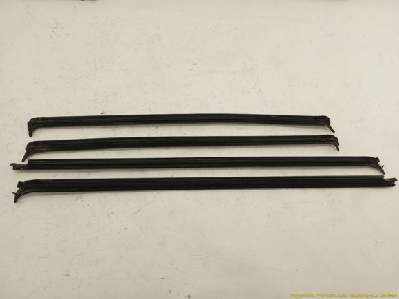 Volvo XC70 Set Of Door Window Belt Seal Run Channel Weatherstrips