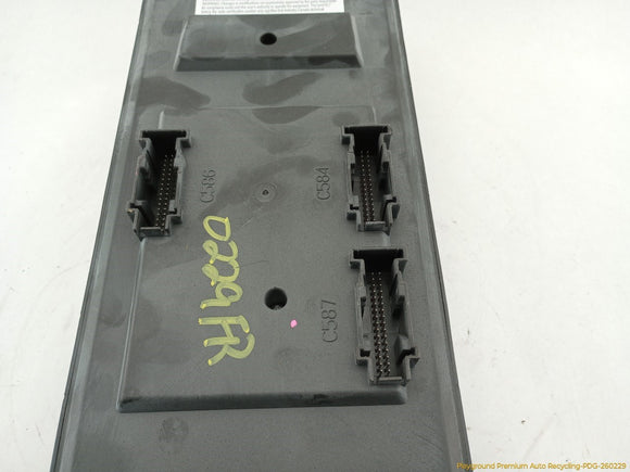 Land Rover Evoque Passenger Right Cabin Fuse Box