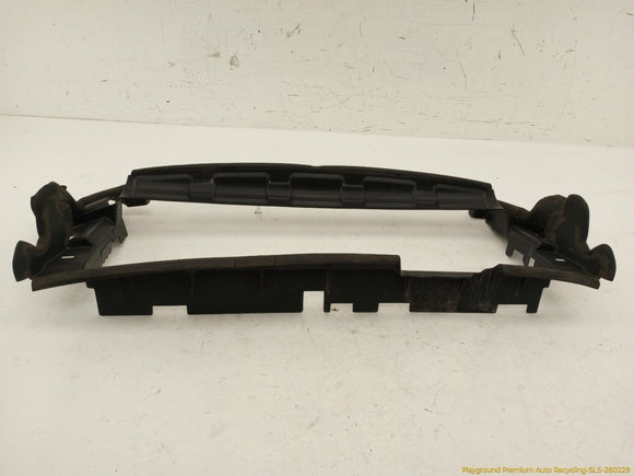 Land Rover Evoque Radiator Upper Air Deflector
