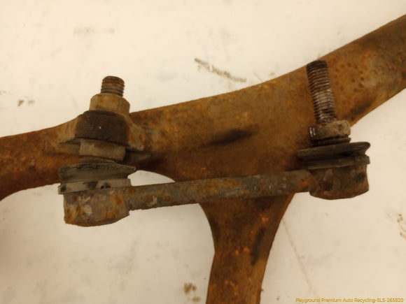 Hummer H3 Pair Of Front Lower Control Arms
