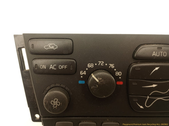Volvo XC70 Climate Control Panel