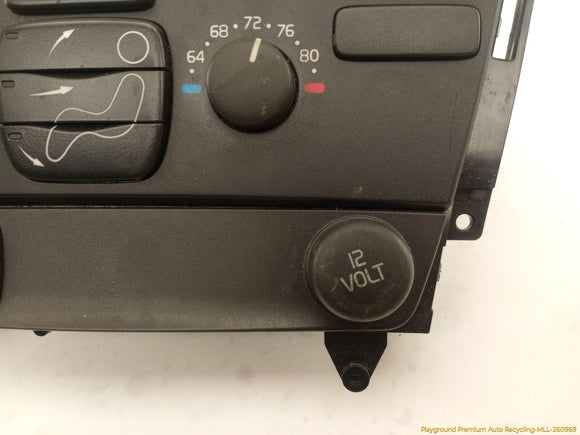 Volvo XC70 Climate Control Panel