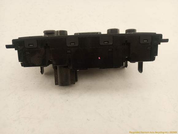 Volvo XC70 Climate Control Panel