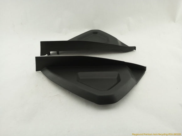 Land Rover Evoque Pair Of Dashboard End Caps
