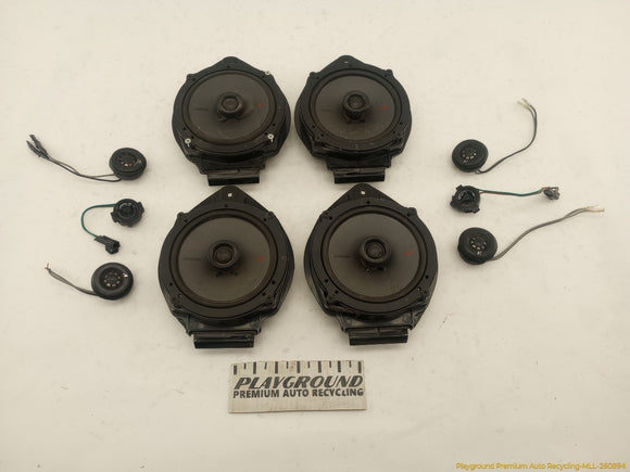 Hummer H3 Set Of Audio Speakers