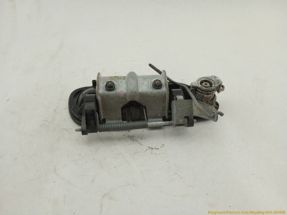 Volvo XC70 Driver Left Front Exterior Door Handle