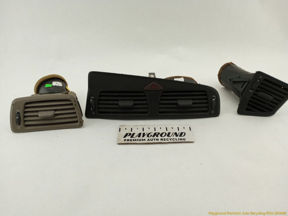 Volvo XC70 Set Of Air Vents