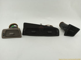 Volvo XC70 Set Of Air Vents - 0