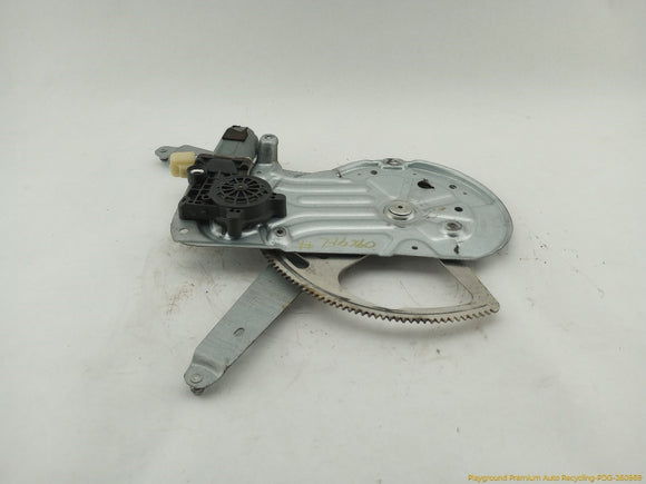 Volvo XC70 Driver Left Front Door Window Regulator
