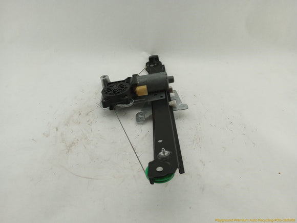 Volvo XC70 Passenger Right Rear Door Window Regulator