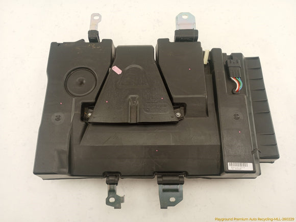 Land Rover Evoque Passenger Right Front Subwoofer