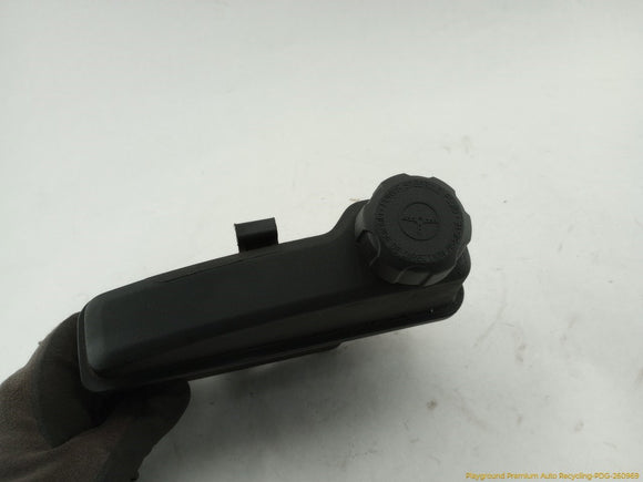Volvo XC70 Power Steering Reservoir