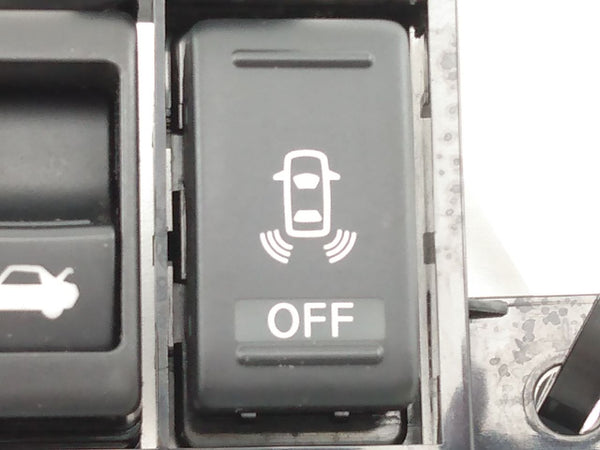 Infiniti G37 Traction Control, Trunk, And Park Aid Switch